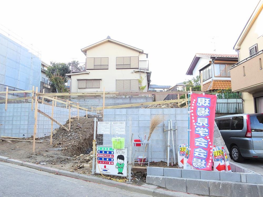 Local appearance photo. It is shaping land. Very open-minded local! (November 2013) Shooting