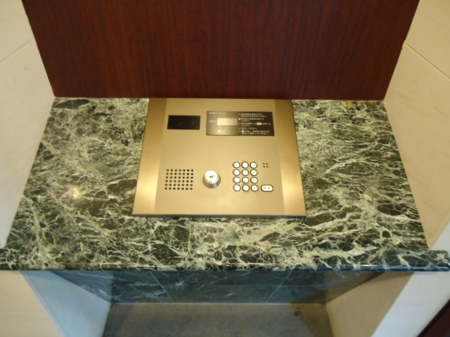 Other common areas. Auto is a lock. 