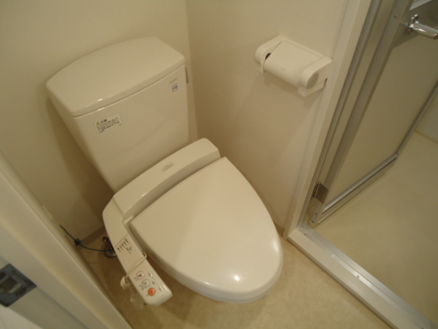 Toilet. Toilet. 