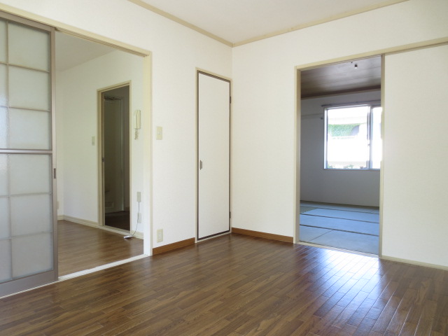 Living and room