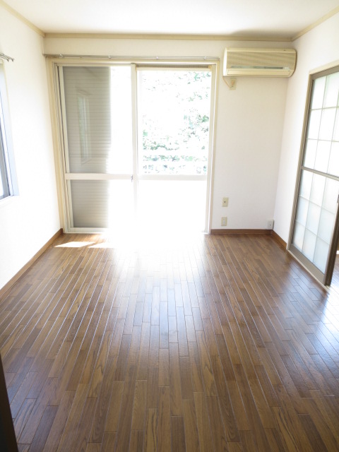 Living and room