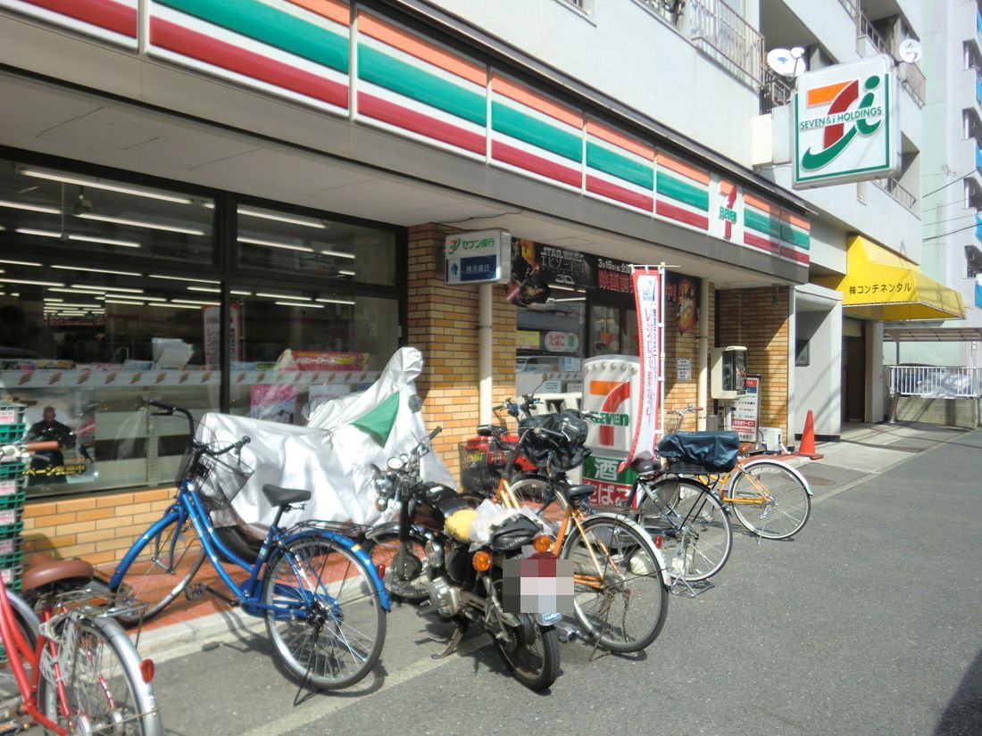 Other. Seven-Eleven Takasago-cho shop