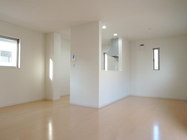 Living. Indoor (4 Building)