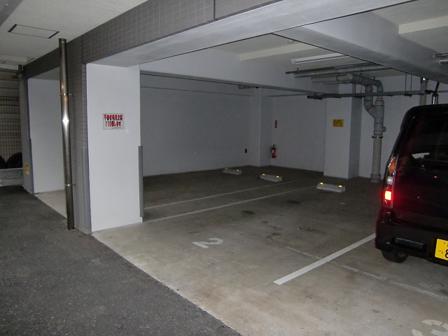 Parking lot