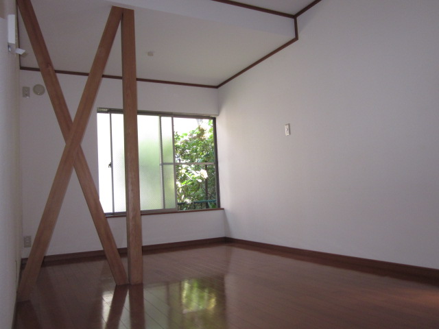 Living and room