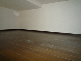 Other. You can use a wide room with 2 quire loft