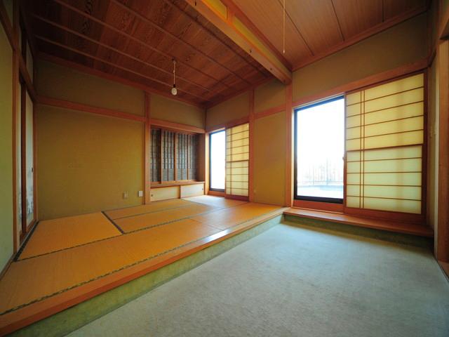 Non-living room