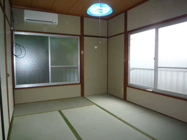 Living and room