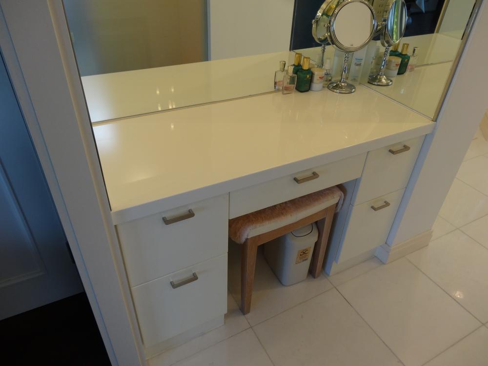 Wash basin, toilet. To wash room, There is a separate vanity glad to women.