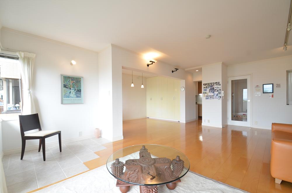 Living. Indoor (September 2013) Shooting