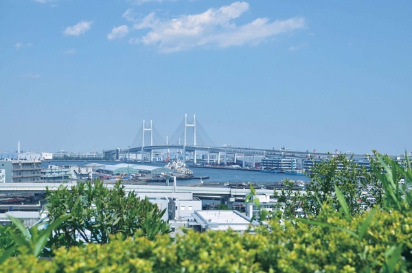 Located on a hill overlooking the Port of Yokohama "hill park with views of the harbor" (bicycle 4 minutes ・ About 890m)