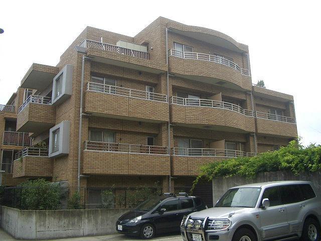 Local appearance photo. Local (August 2012) shooting