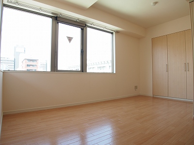 Other room space. Western-style tatami 7 is a photograph of the other rooms.