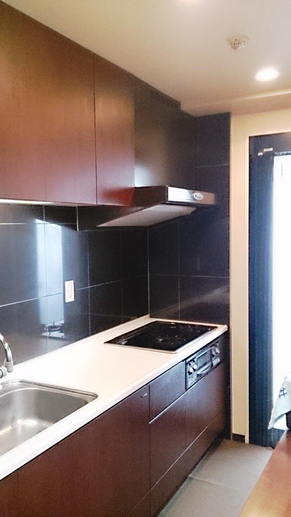 Kitchen. Kitchen (September 2013 shooting)