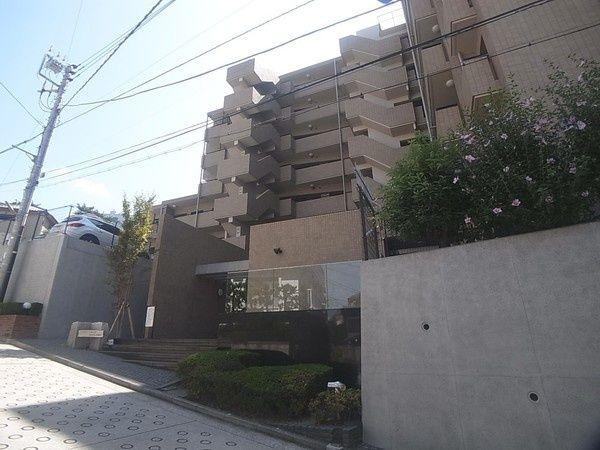 Local appearance photo. This appearance.