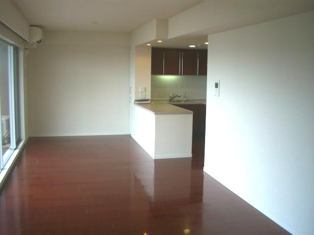 Living. About 13.9 Pledge of living (May 2013) Shooting