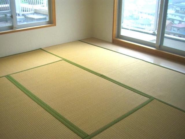 Non-living room. About 6.4 Pledge of Japanese-style room (May 2013) Shooting