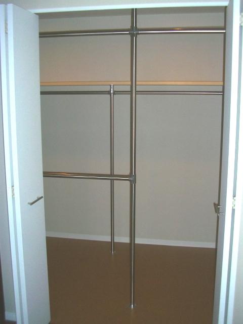 Non-living room. About 2.6 Pledge big walk-in closet (May 2013) Shooting