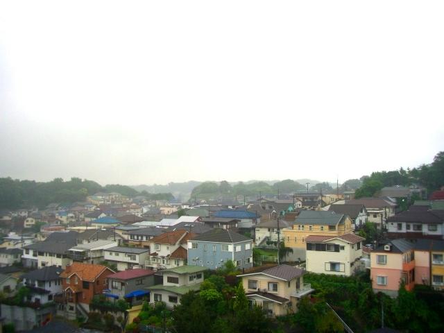 View photos from the dwelling unit. View from the balcony (May 2013) Shooting