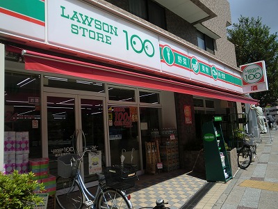 Convenience store. STORE100 Isezaki Chojamachi 200m to the store (convenience store)