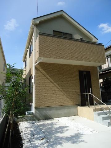 Local appearance photo. Long-term high-quality housing! 