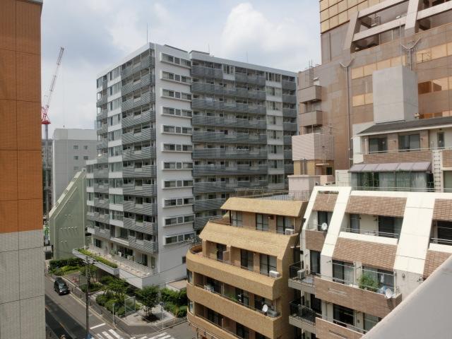 View photos from the dwelling unit. View from the site (July 2013) Shooting