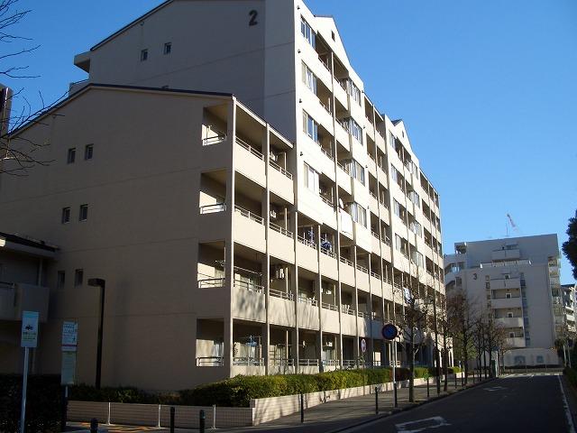 Local appearance photo. Local (12 May 2013) Shooting