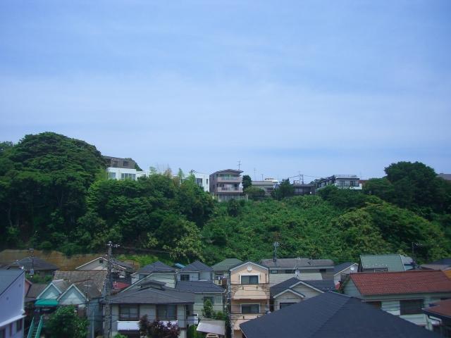 View photos from the dwelling unit. View from the balcony (June 2013) Shooting