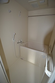 Bath. 24-hour ventilation ・ Bathroom dryer with!
