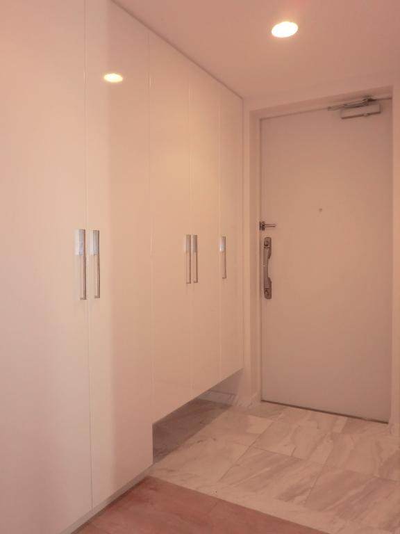 Entrance. Local (12 May 2013) Shooting