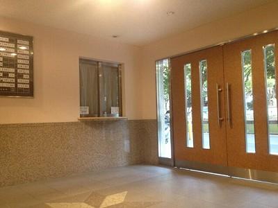 Entrance. Common areas