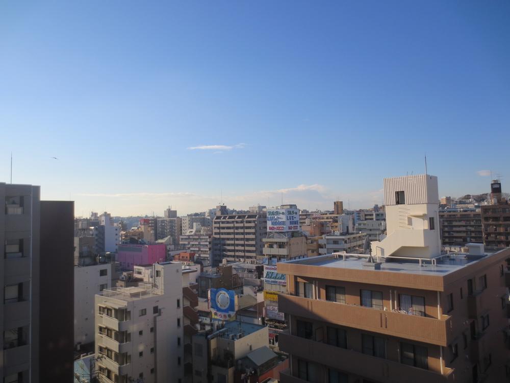 View photos from the dwelling unit. From the north balcony, Open-minded view can be obtained.