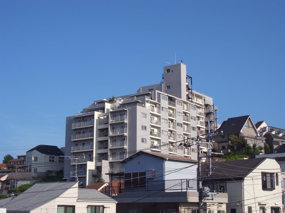 Local appearance photo. Local (12 May 2013) Shooting