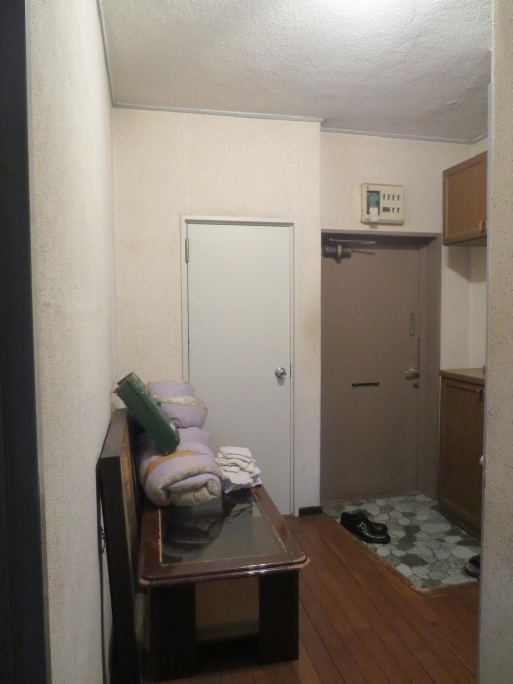 Entrance. Also entrance hall flooring upholstery