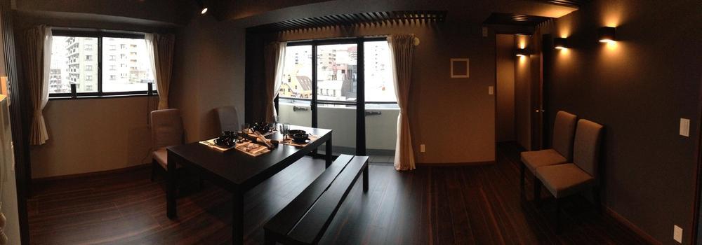 Living. March 2013 shooting