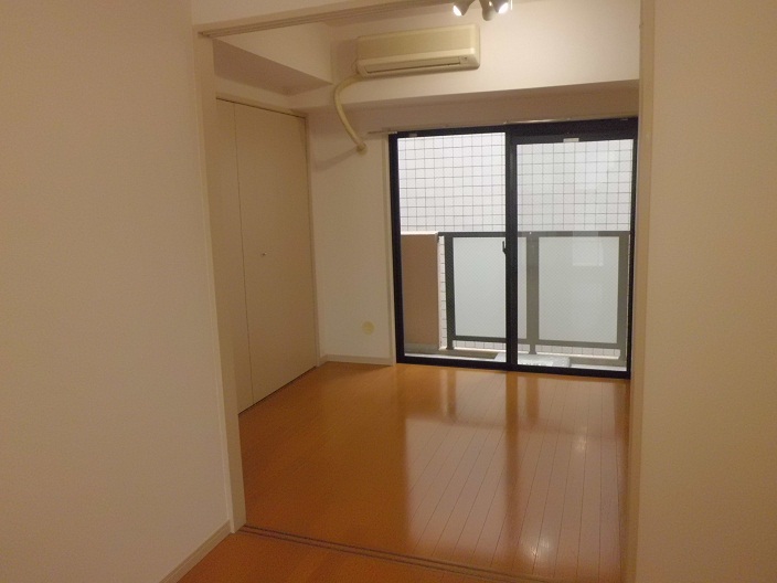 Kanagawa Prefecture, Medium, Yokohama-shi-ku, Sumiyoshi-cho, 6