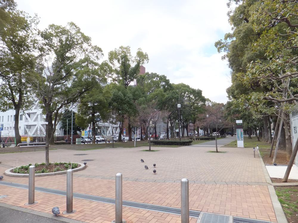 park. 300m to Yokohama Odori Park