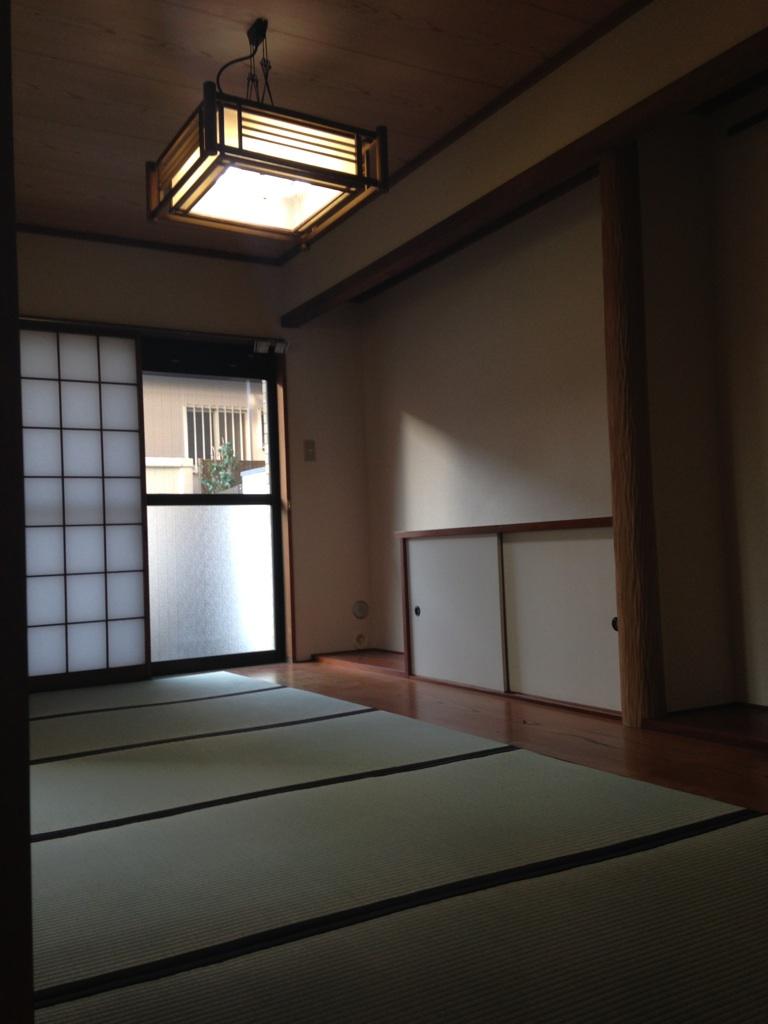 Non-living room. Indoor (11 May 2013) Shooting