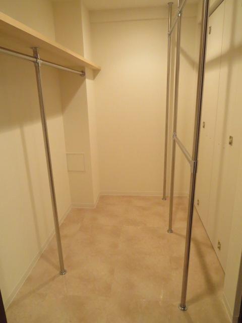 Receipt. Indoor (September 2013) Shooting