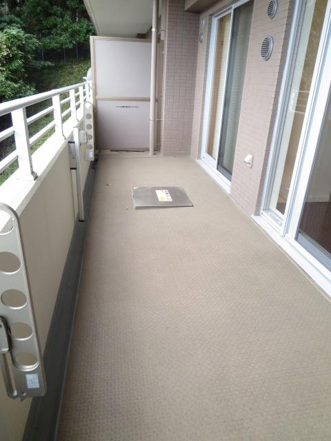 Balcony. Local (September 2013) Shooting