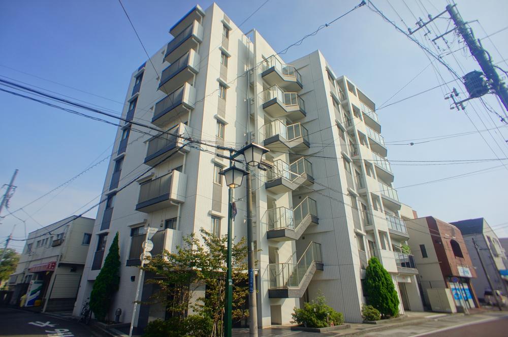 Local appearance photo. (December 2013) Shooting