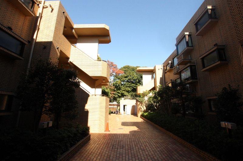 Local appearance photo. A quiet residential area of ​​the popular Yamanote address