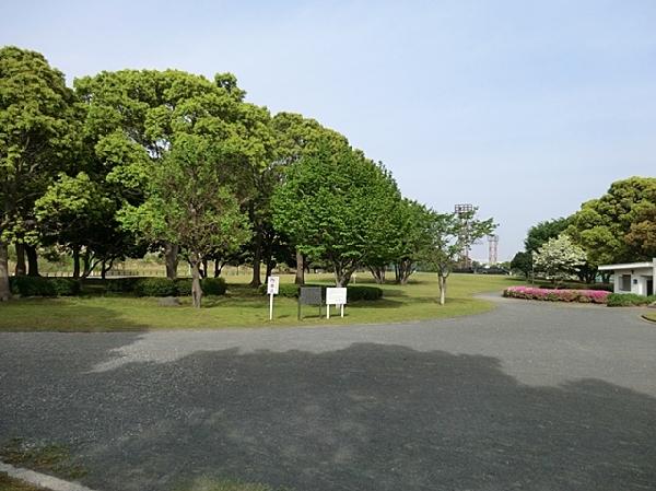 park. 200m to Honmoku City Park