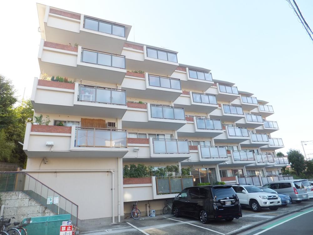 Local appearance photo. Walk to the Sankei Gardens main gate 4 minutes Villa Sankei Gardens appearance