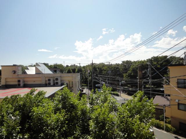 View photos from the dwelling unit. View from local (September 2013) Shooting