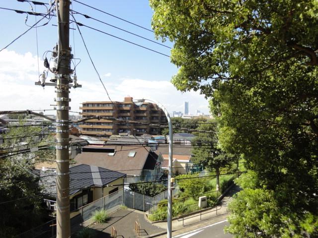 View photos from the dwelling unit. View from local (September 2013) Shooting