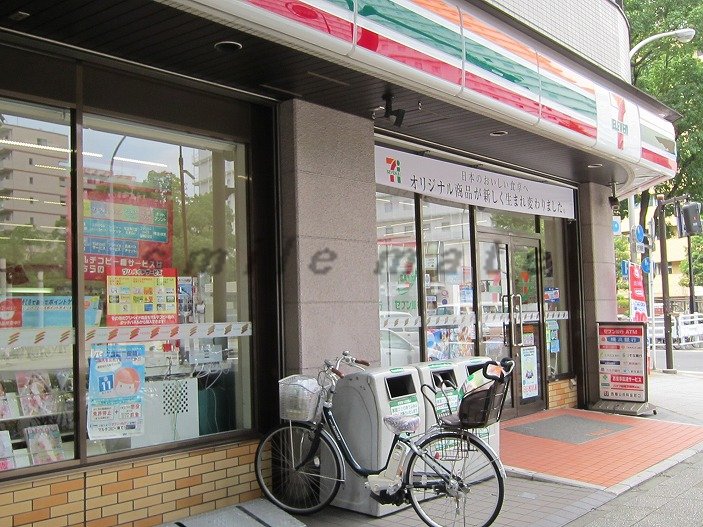 Convenience store. 30m until the Seven-Eleven Isezaki Chojamachi Station store (convenience store)