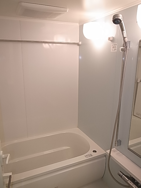 Yokohama City, Kanagawa Prefecture, Naka-ku, Penglai-cho 3