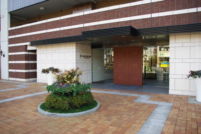 Local appearance photo. Local (11 May 2013) Shooting