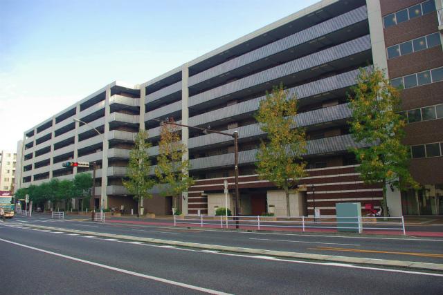 Local appearance photo. Local (11 May 2013) Shooting